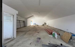 Hala industrială de vânzare, Holboca, 350 mp construcție, teren 500 mp - Poză 3