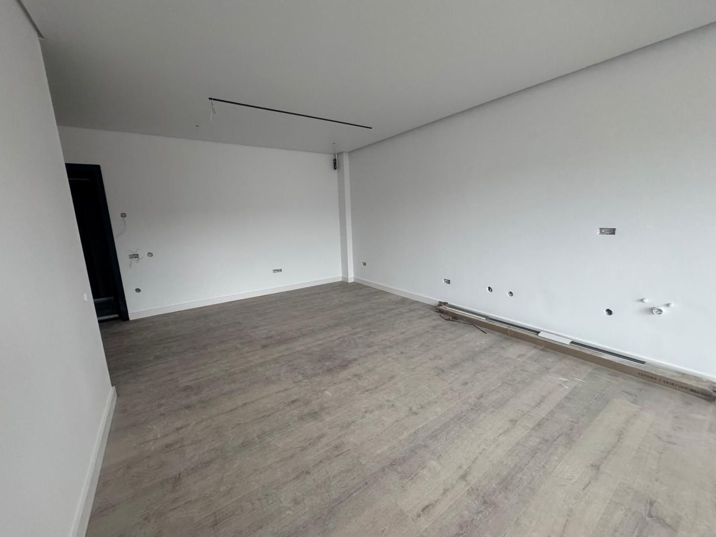 Apartament 75mp LA CHEIE., garaj si boxa, Sibiu - Poză 2