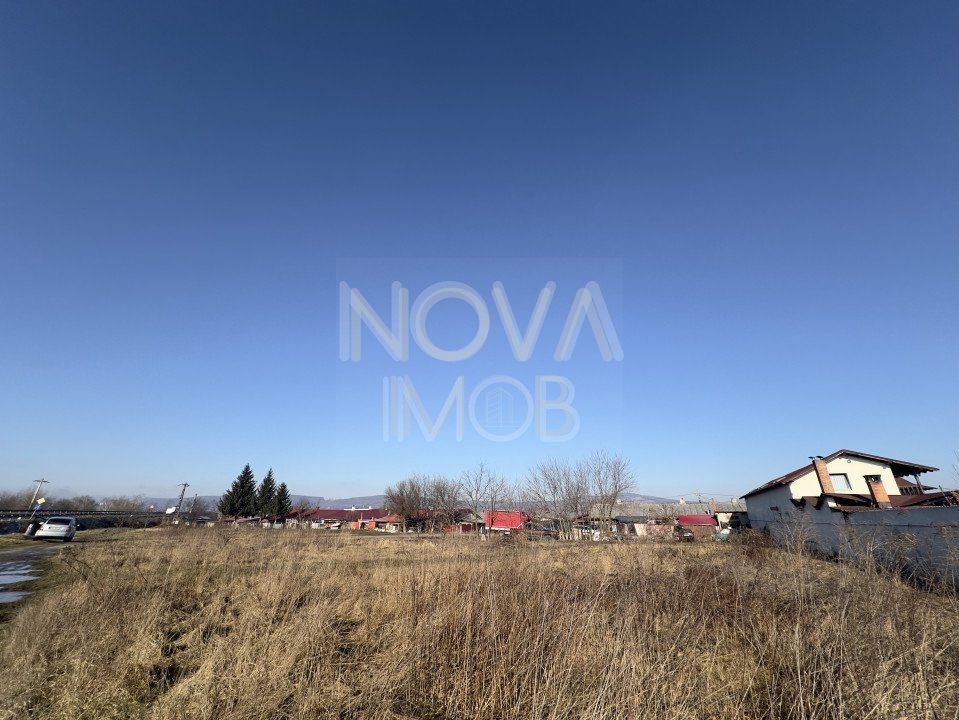 Teren  in suprafata de 4345 mp, Avrig - Poză 3