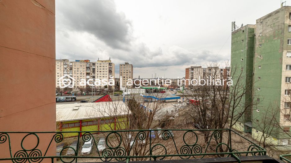 Apartament cu 3 camere in Vlaicu - Poză 3