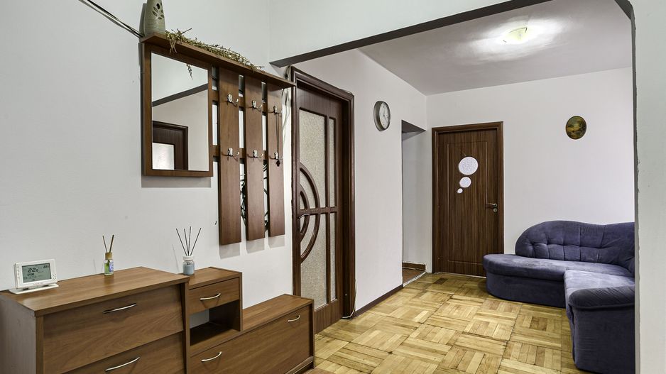 Proprietate Vândută Apartament spatios cu 4 camere strada Fat Frumos - Poză 4