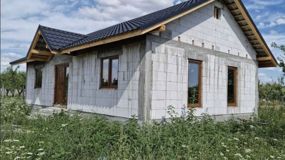 Casa la intrare in Cionchesti - Poză 4