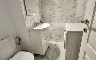 Apartament cu 3 camere in bloc reabilitat termic - Poză 13