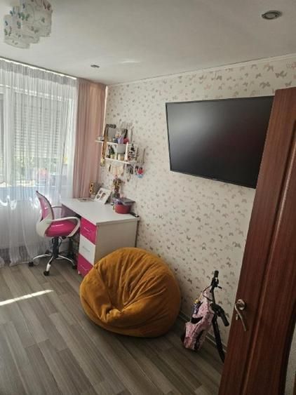 Apartament 3 camere Decomandat - Poză 14