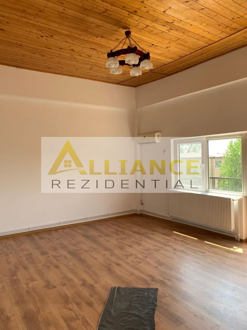 Catelu-Casa S+P+1+M - 14 Camere-1550 Teren - Poză 16