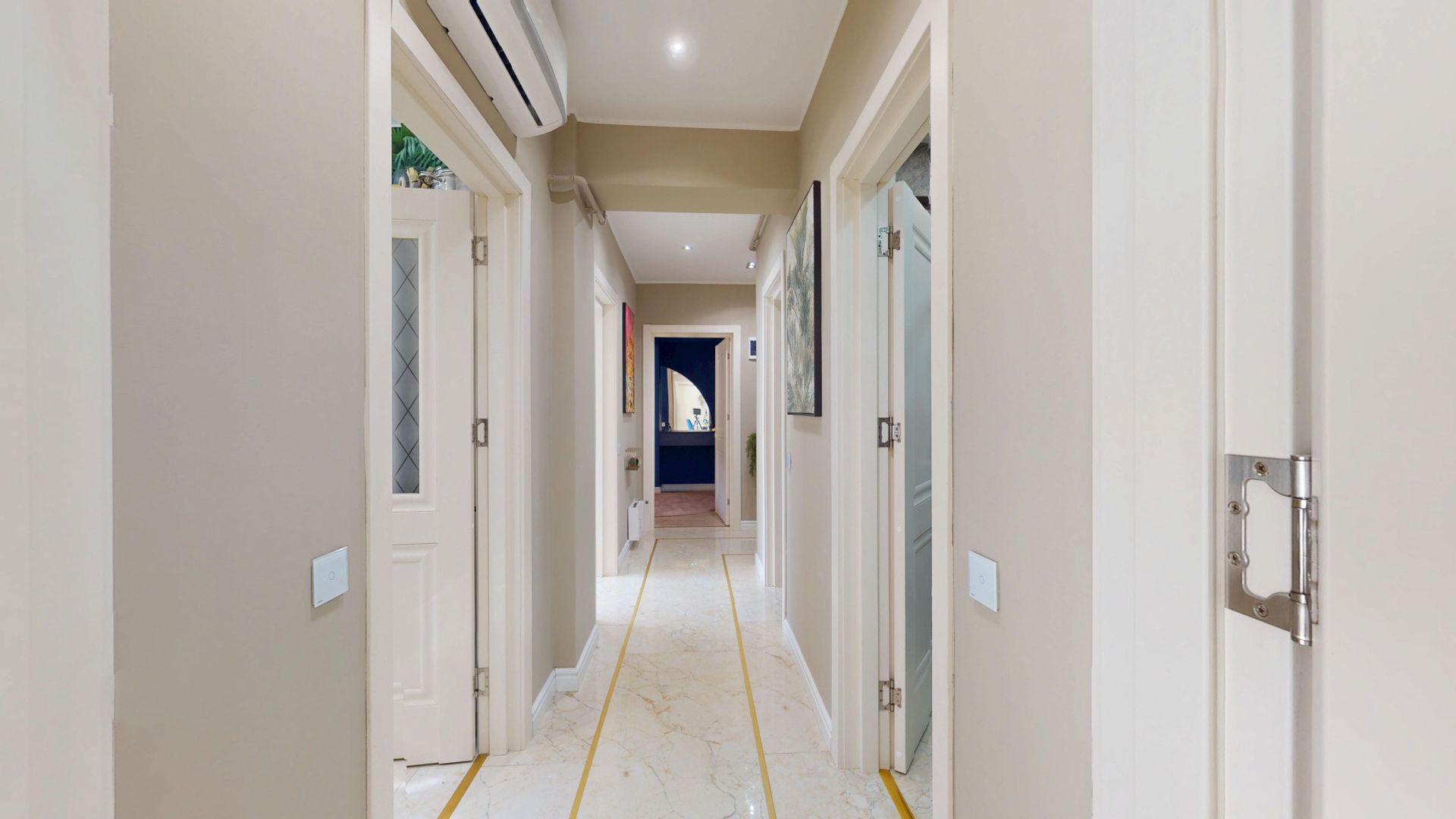 Apartament Top Class 5 ultramodern cu parcare subterana - Poză 2