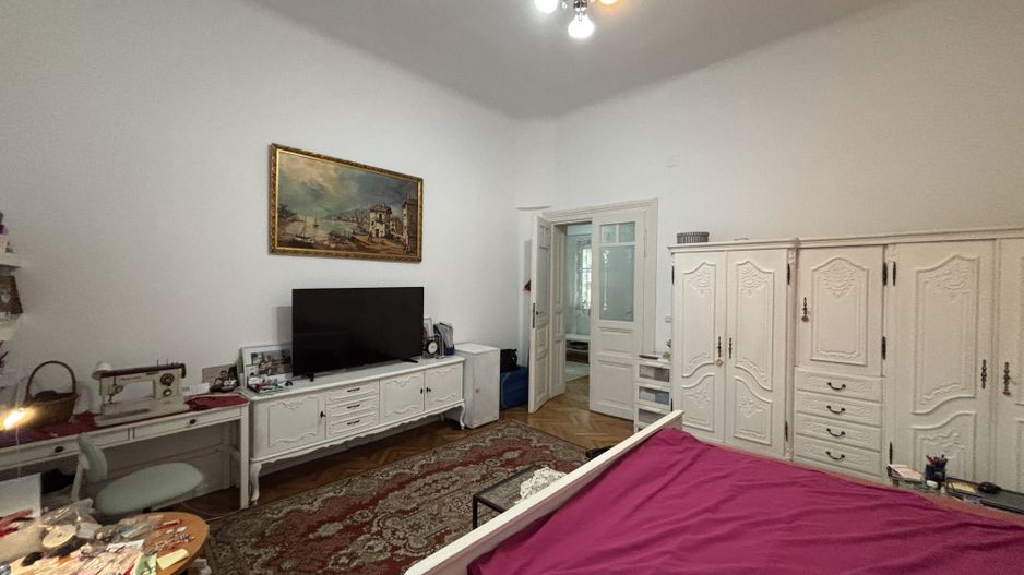 Apartament 3 camere la curte - Poză 4