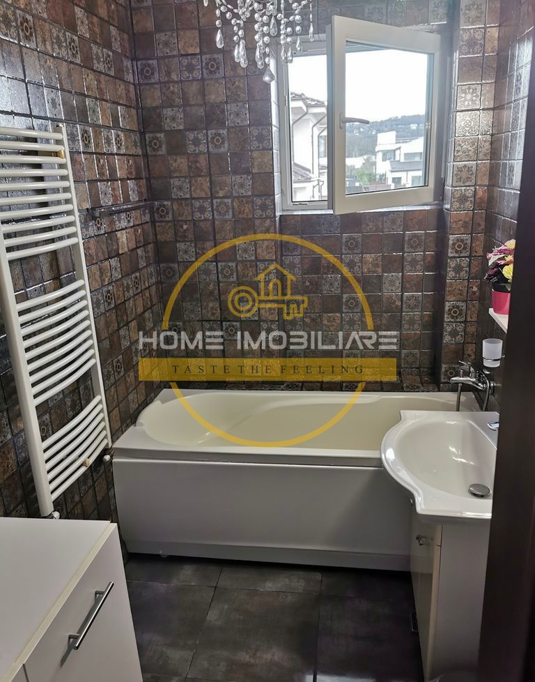 Apartament cu 3 camere / 82mp/ zona Bucium - Poză 8
