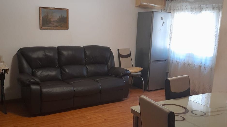 Ap 3 camere 60 mp + curte 18 mp și loc de parcare - Poză 6
