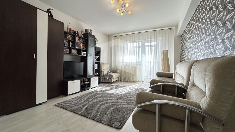 Apartament 4 camere 90 mp loc parcare centrala termica Inel 2 - Poză 1