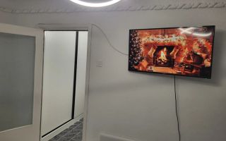 Garsoniera de închiriat în 1 Mai str Ion Augustin - Poză 3