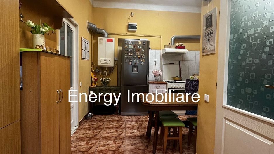Apartament cu 3 camere, zona Bălcescu - Poză 8