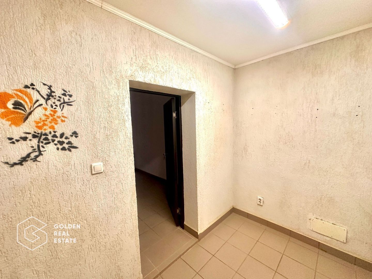 Spatiu comercial ultracentral, 3 camere, pretabil cabinet, salon infrumusetare - Poză 8