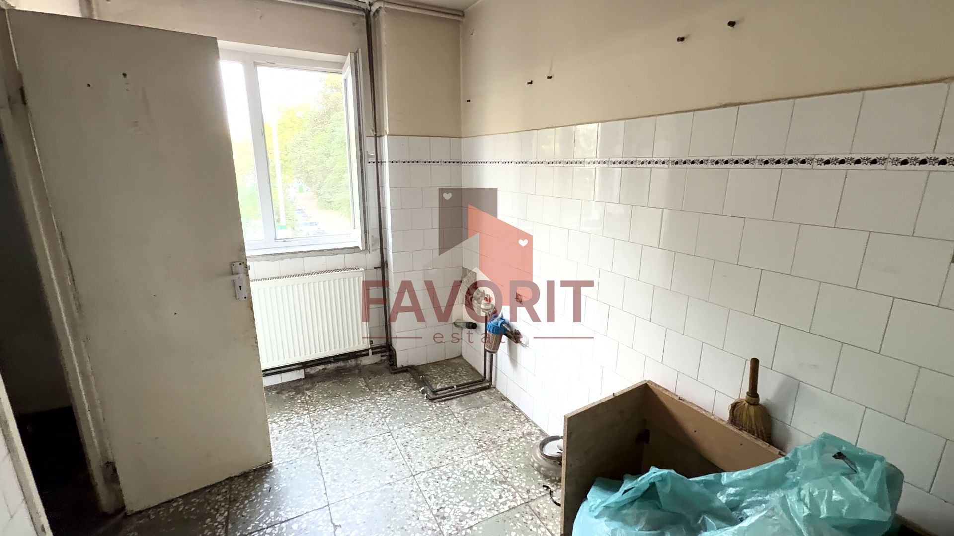 Etaj 1. Centrala termica proprie. Boxa in CF - Poză 6