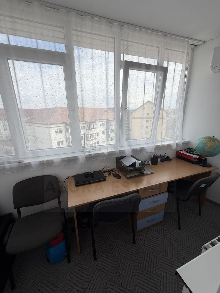 Apartament 3 camere 78 mp utili 3 balcoane 2 bai boxă  zona Terezian - Poză 7
