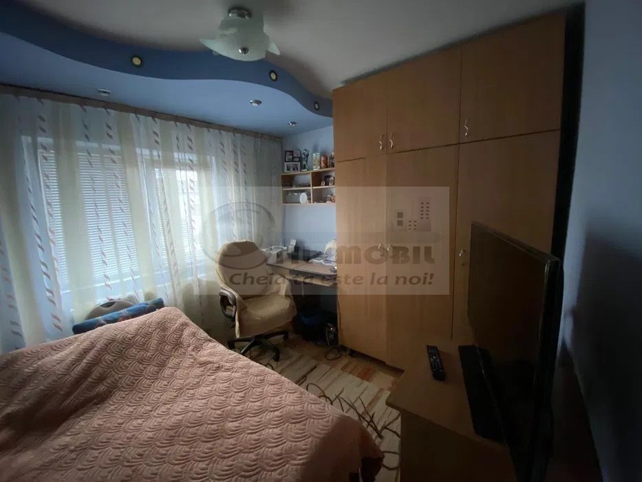 APARTAMENT 2 CAMERE ZONA NICOLINA - 350 EURO - Poză 5