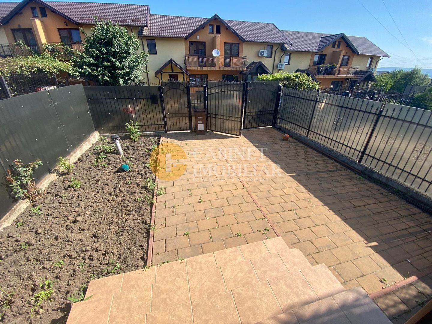 EXCLUSIVITATE - Casa de vanzare in Valea Adanca, 5 drumuri, Mega Image - Poză 9