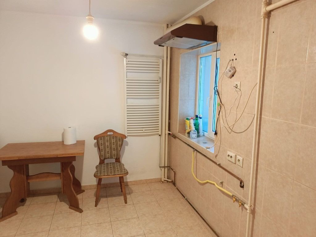 Proprietar apartament 2 camere central - Poză 3