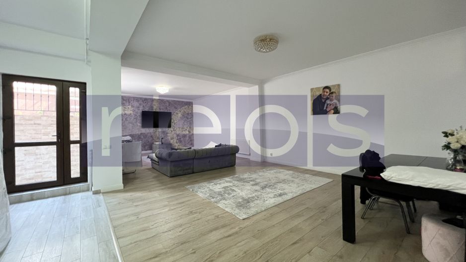 VANZARE | 3 CAMERE | PIATA CHIBRIT | TERASA | BOXA SI GARAJ INCLUSE - Poză 2