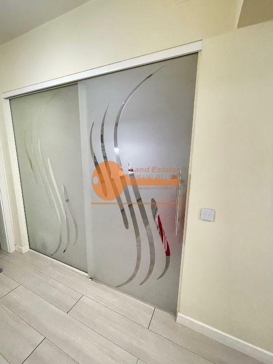Vanzare 3 camere Brancoveanu ( loc parcare si 2 statii de metrou ) NEGOCIABIL - Poză 5