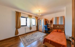 Casa individuala, 5 camere, garaj, teren 648 mp, panorama, cartierul Europa - Poză 16