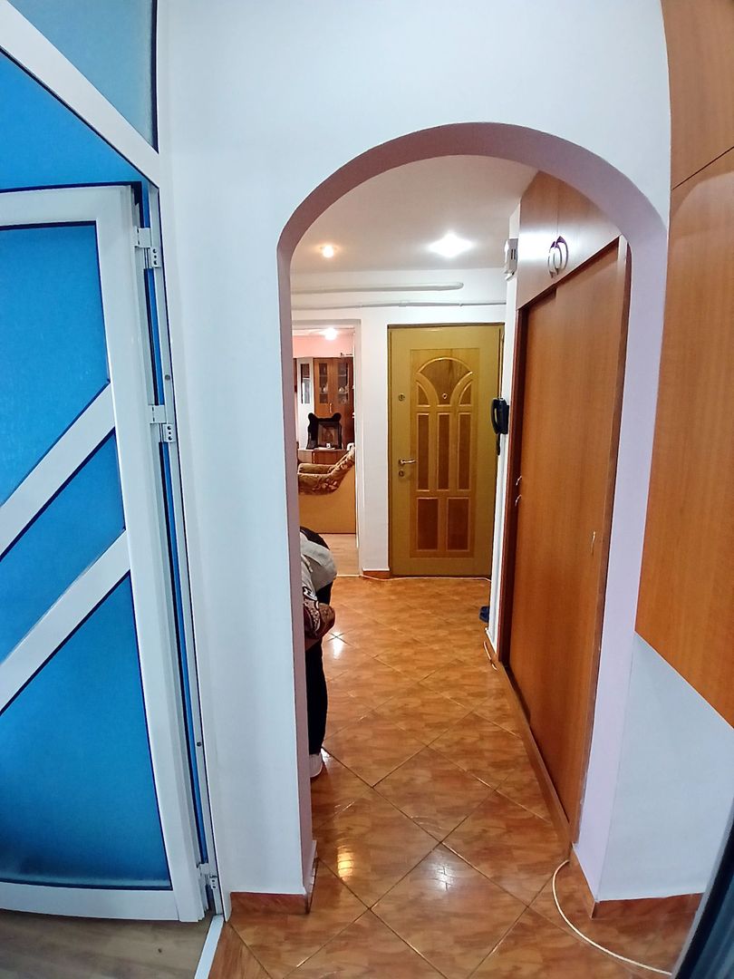 Apartament cu 2 camere, 53 mp, etaj 3 – priveliște deosebită - Poză 5