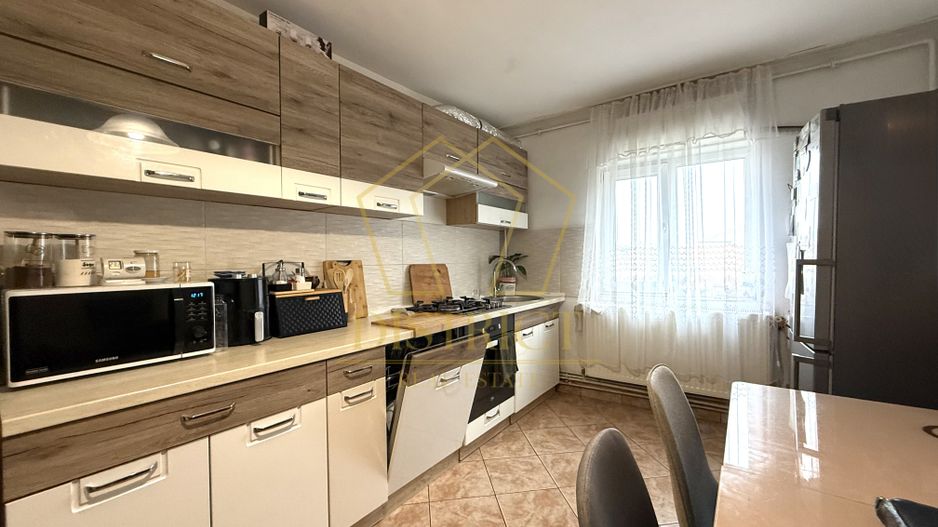 Apartament decomandat cu 3 camere si 2 balcoane | Soarelui - Poză 4