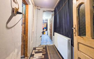 Ghencea – Casă individuală cu mare potențial, poziție excelentă ! - Poză 7