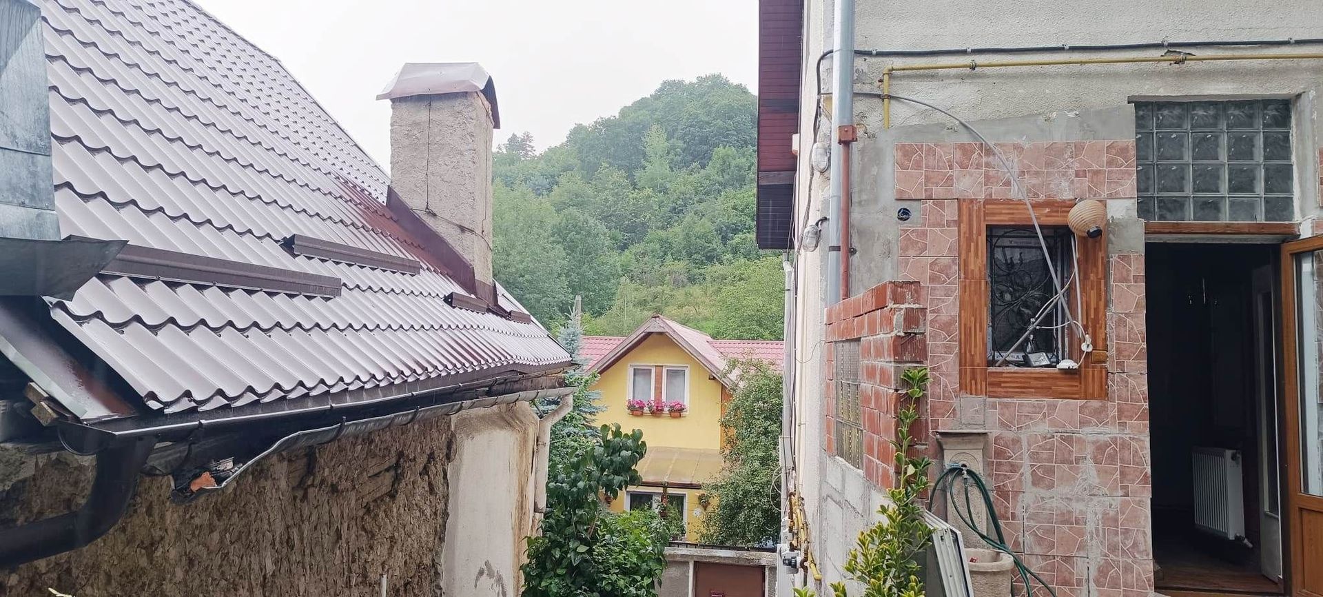 Apartament cu 4 camere si gradina in centrul orasului Brasov - Poză 8
