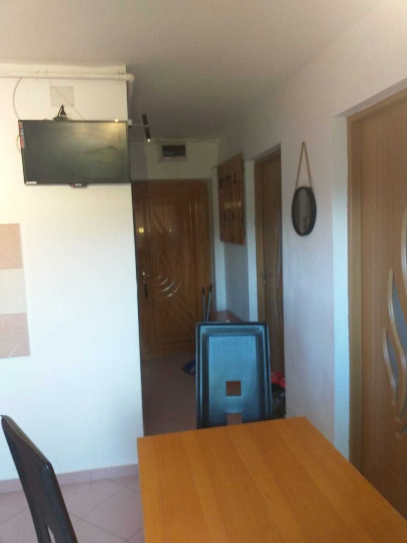 Apartament de inchiriat 2 camere 40 mp utili mobilat utilat Cetate - Poză 5