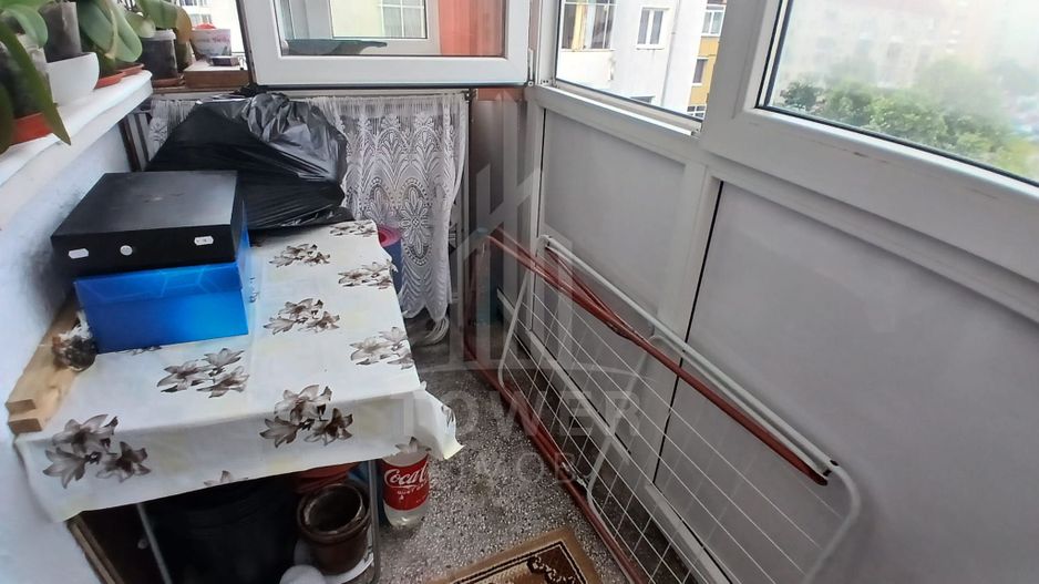 Apartament cu 3 camere decomandat | zona Vasile Aaron - Poză 9