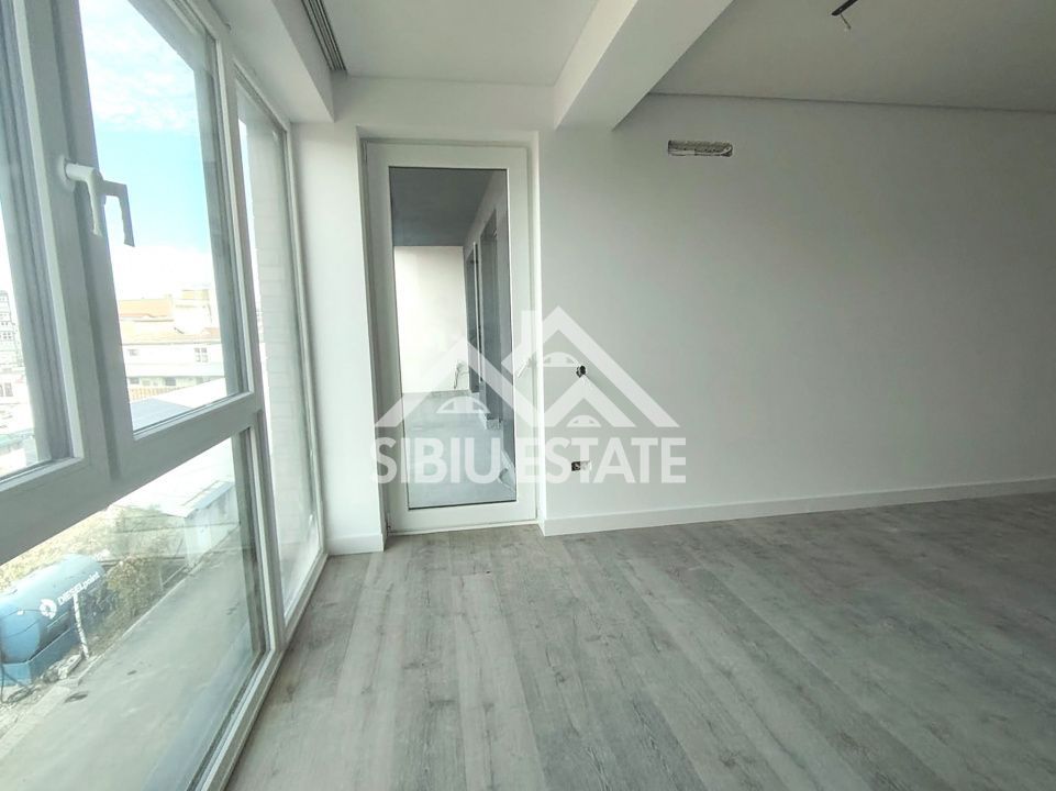 Apartament Premuim 3 camere Sibiu central, boxa si garaj - Poză 13