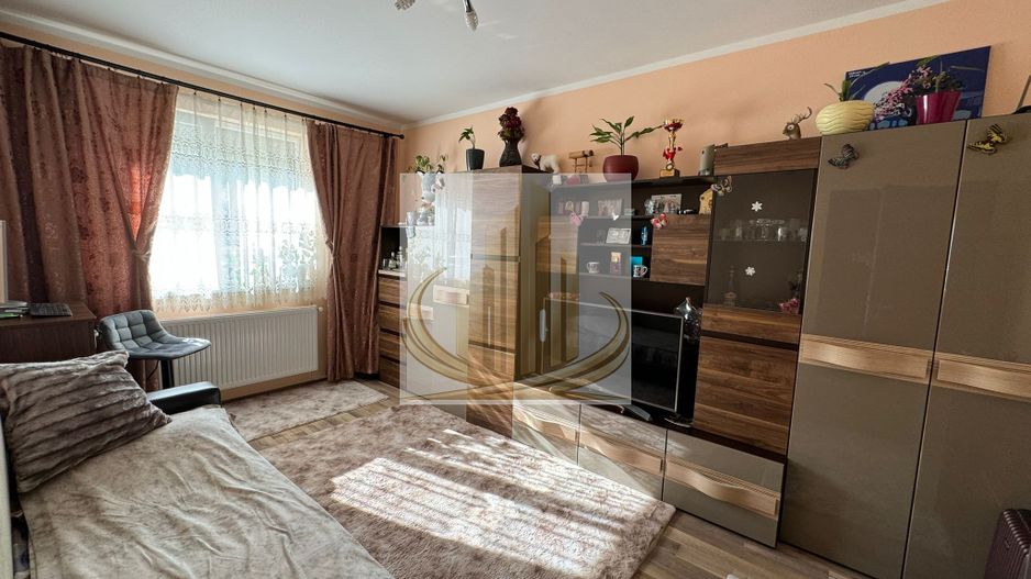 Apartament complet mobilat cu 3 camere în Giroc - Poză 2