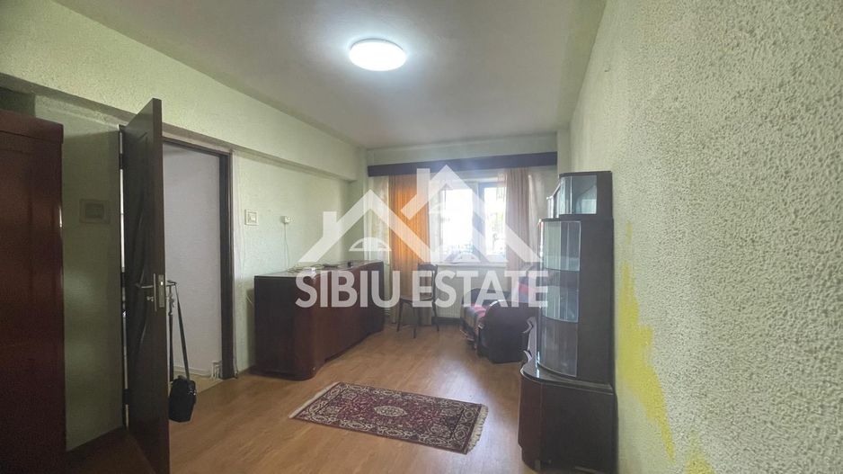 Garsoniera decomandata cu 1 cameră și bucatarie separata si pivnita - Poză 12