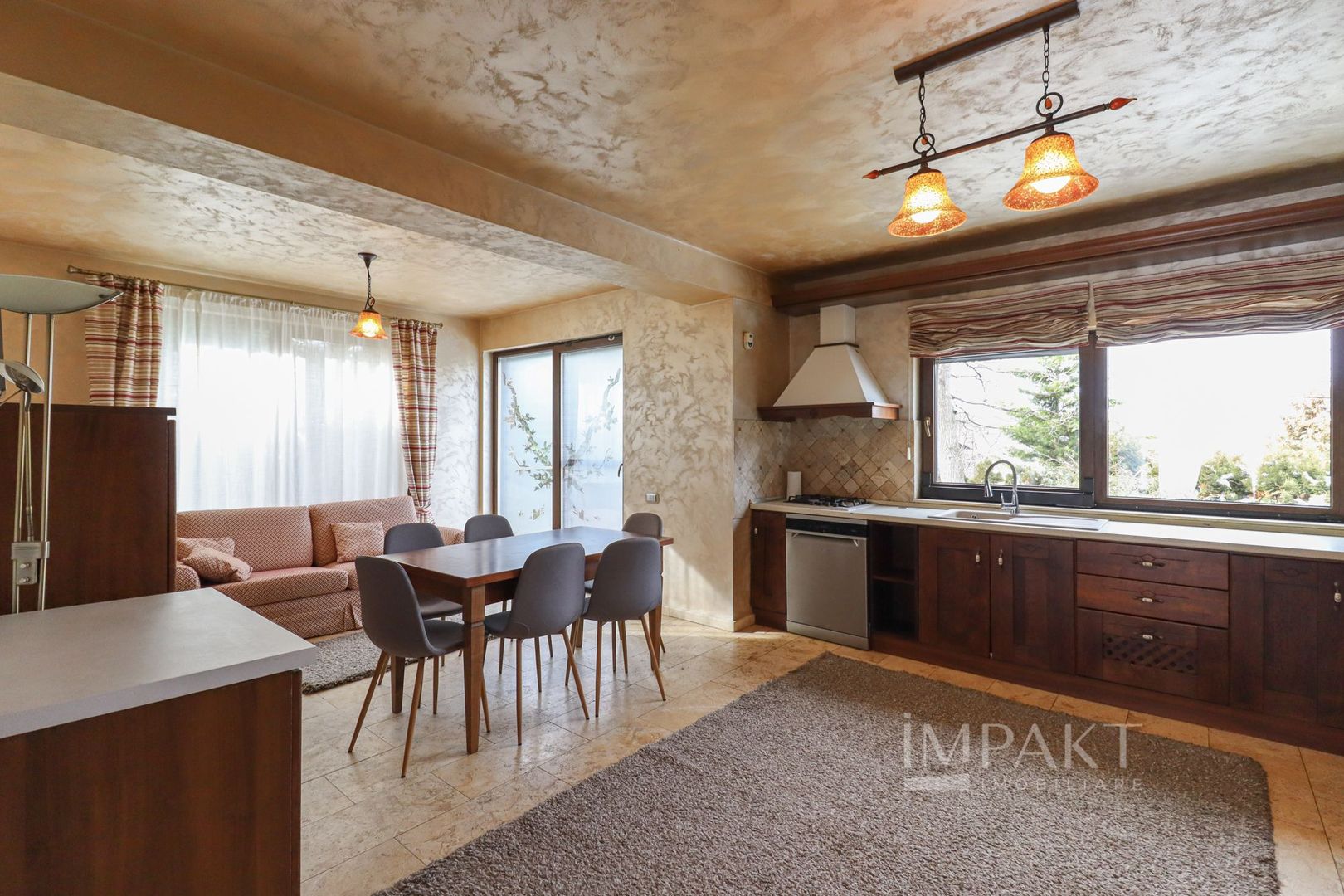 Casa deosebita cu teren de 900mp in cartierul Faget - Poză 7