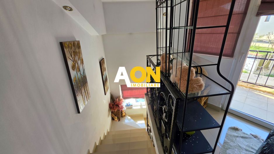 1/2 Duplex mobilat, utilat, 3 camere, 323 mp teren, Cetate, zona Schit - Poză 14