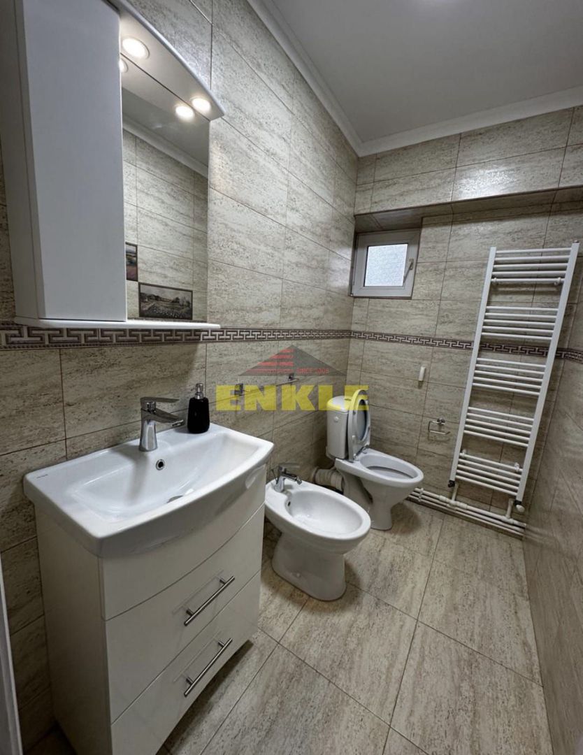 De vânzare apartament 3 camere decomandat, zona Ultracentrala. - Poză 6