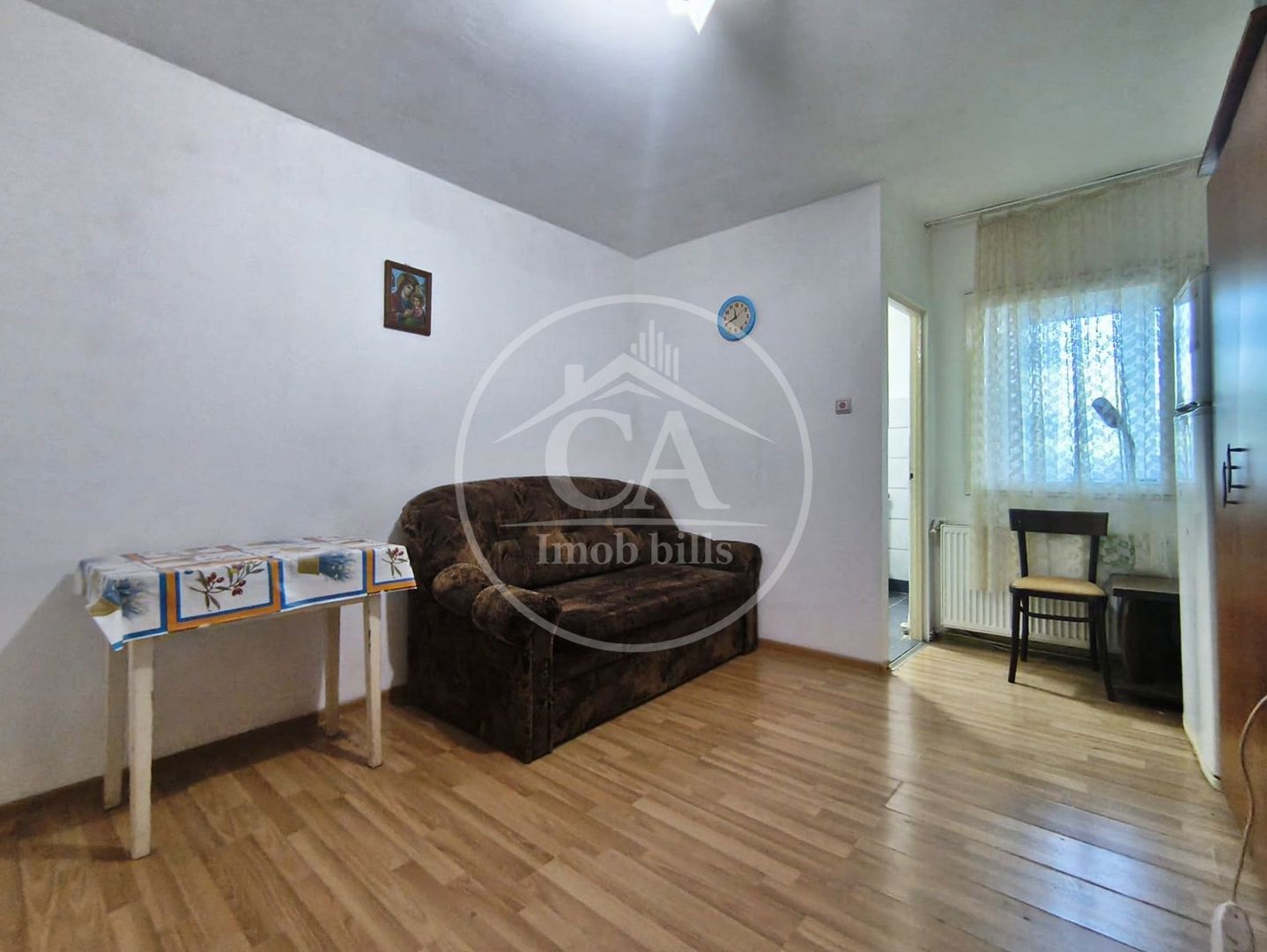 Apartament de vânzare cu 1 camere în zona Rogerius, Oradea - Poză 1