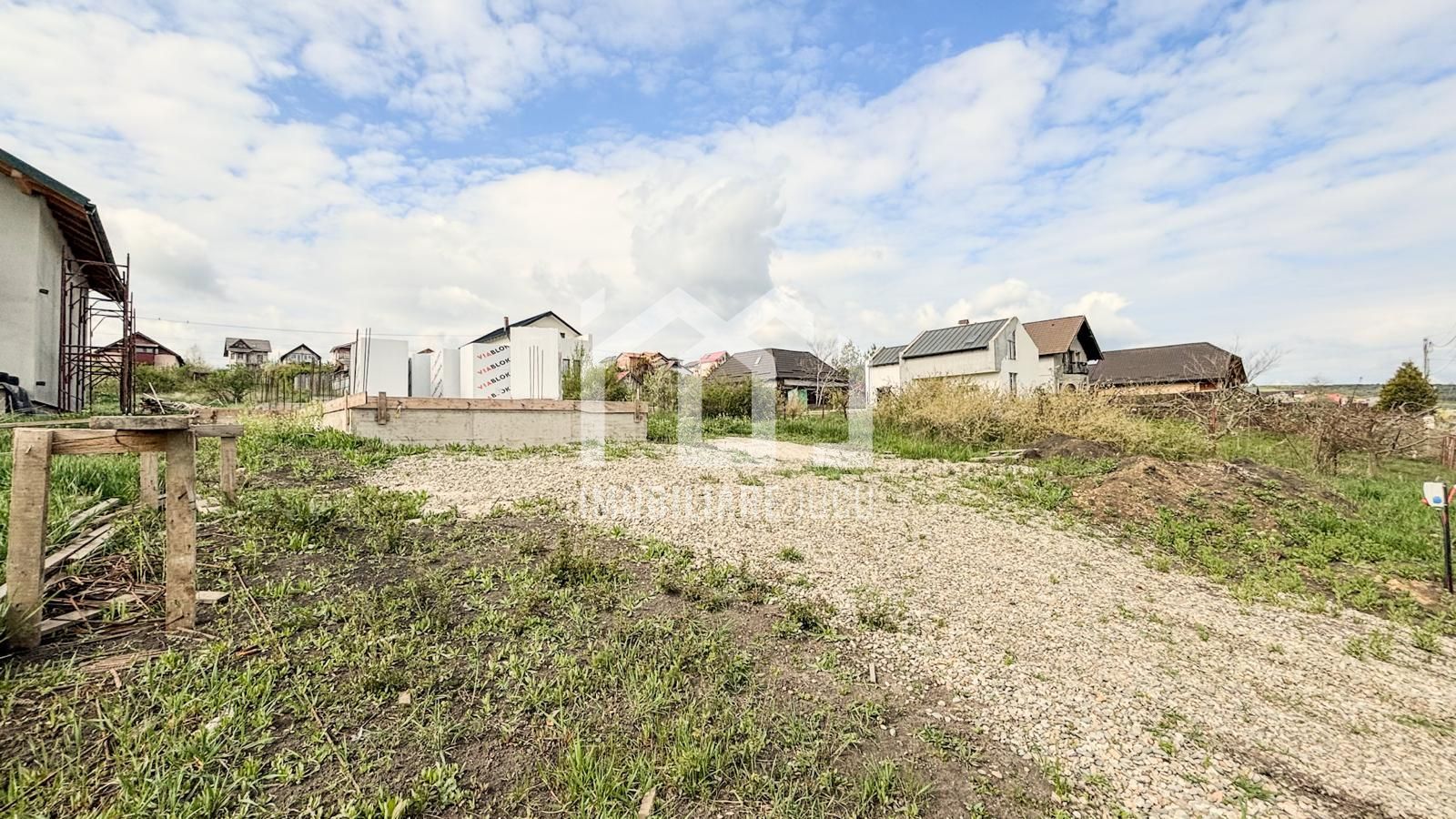 Casa individuala 4 camere, 100mp, Teren 400mp, Campenesti - Poză 10