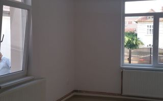 2 Corpuri de Cladire Teren 660mp, Zona Motilor - Poză 15