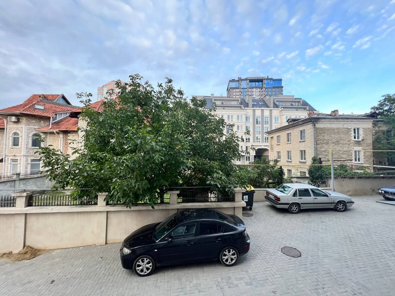 Apartament cu 3 camere de vânzare - Poză 14