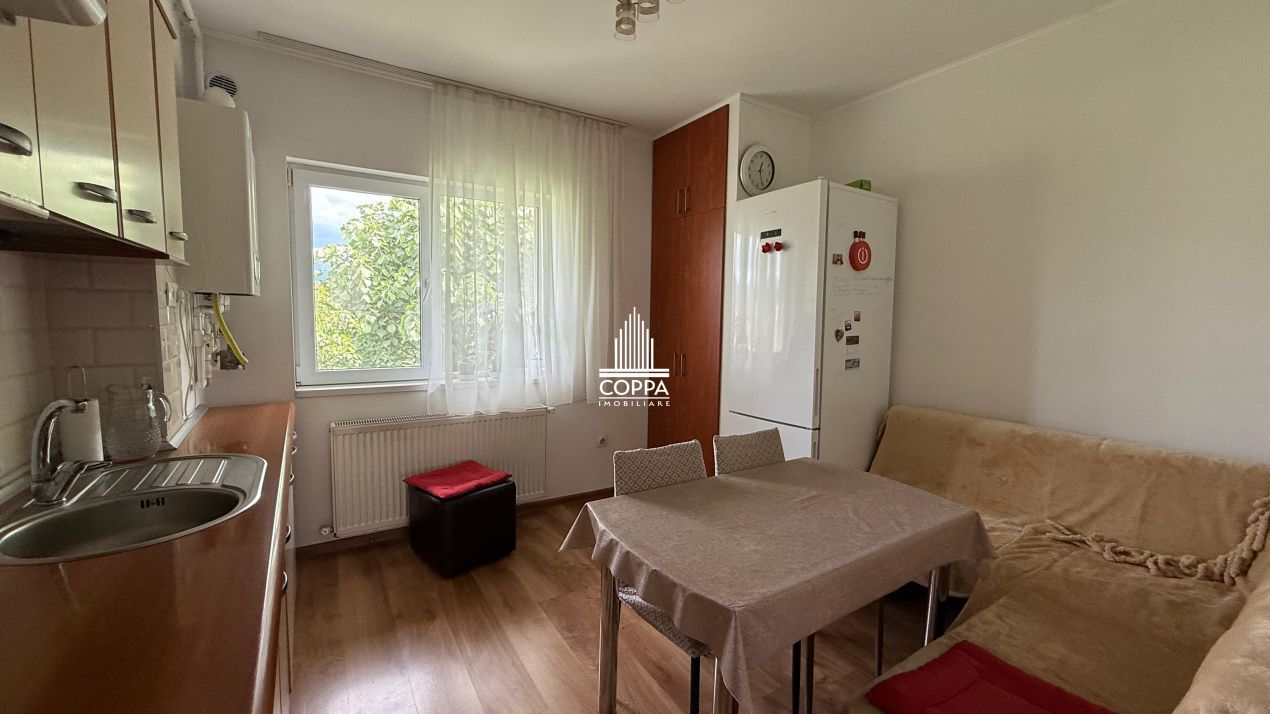 Apartament de vânzare 3 camere strada Rozelor - Poză 6