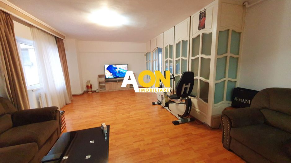 Apartament 4 camere, 97 mp utili, mobilat, utilat, et. 3, ultracentral - Poză 2