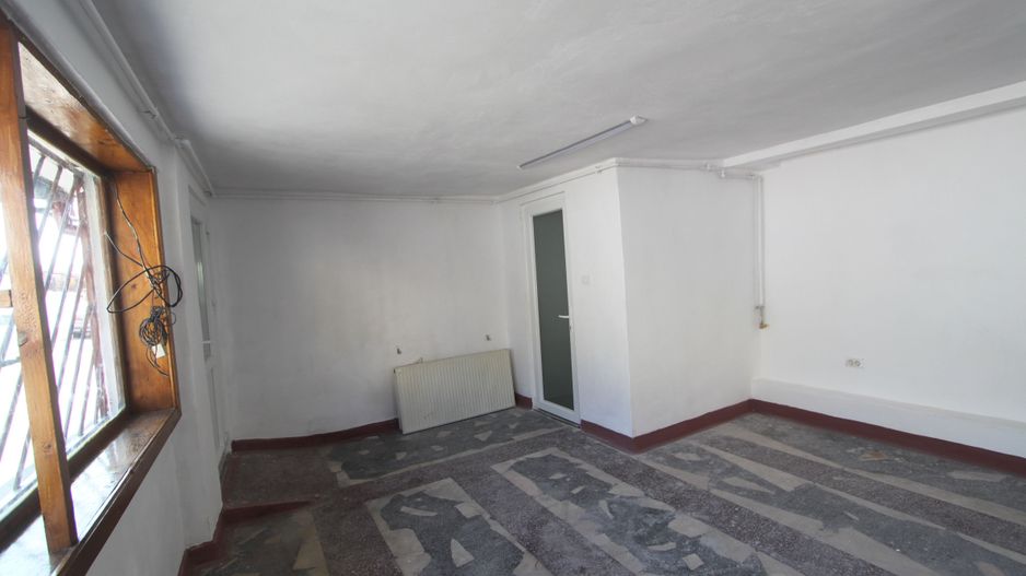 Spațiu comercial - 58 mp de închiriat -  Badea Cartan - Poză 9