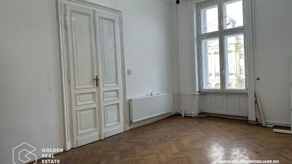 Spatiu birou, Bulevardul Revolutiei, Palatul Cenad, etaj 1 - Poză 6