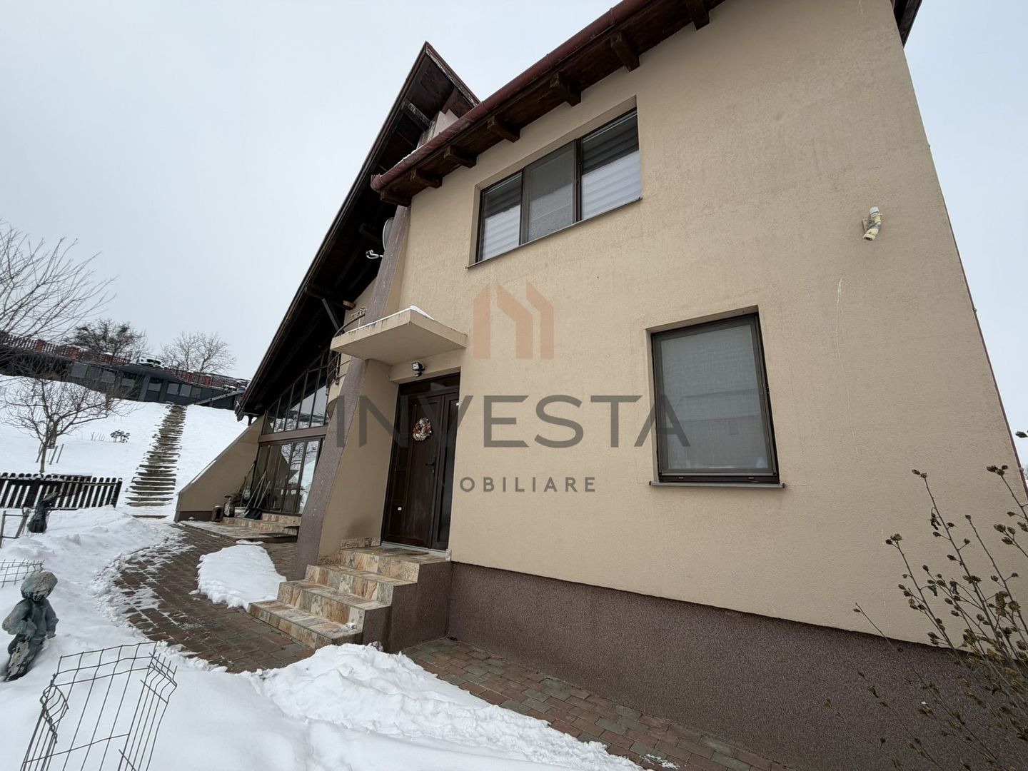 Casa din 2019 cu teren de 2500 mp, Iris,zona strazii Odobesti - Poză 6