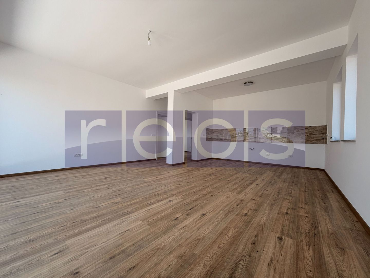 VANZARE CASA 5 CAMARERE | 400 MP | TUNARI - Poză 3