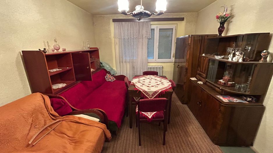 Apartament 3 camere, 47mp  - Cugir - Poză 10