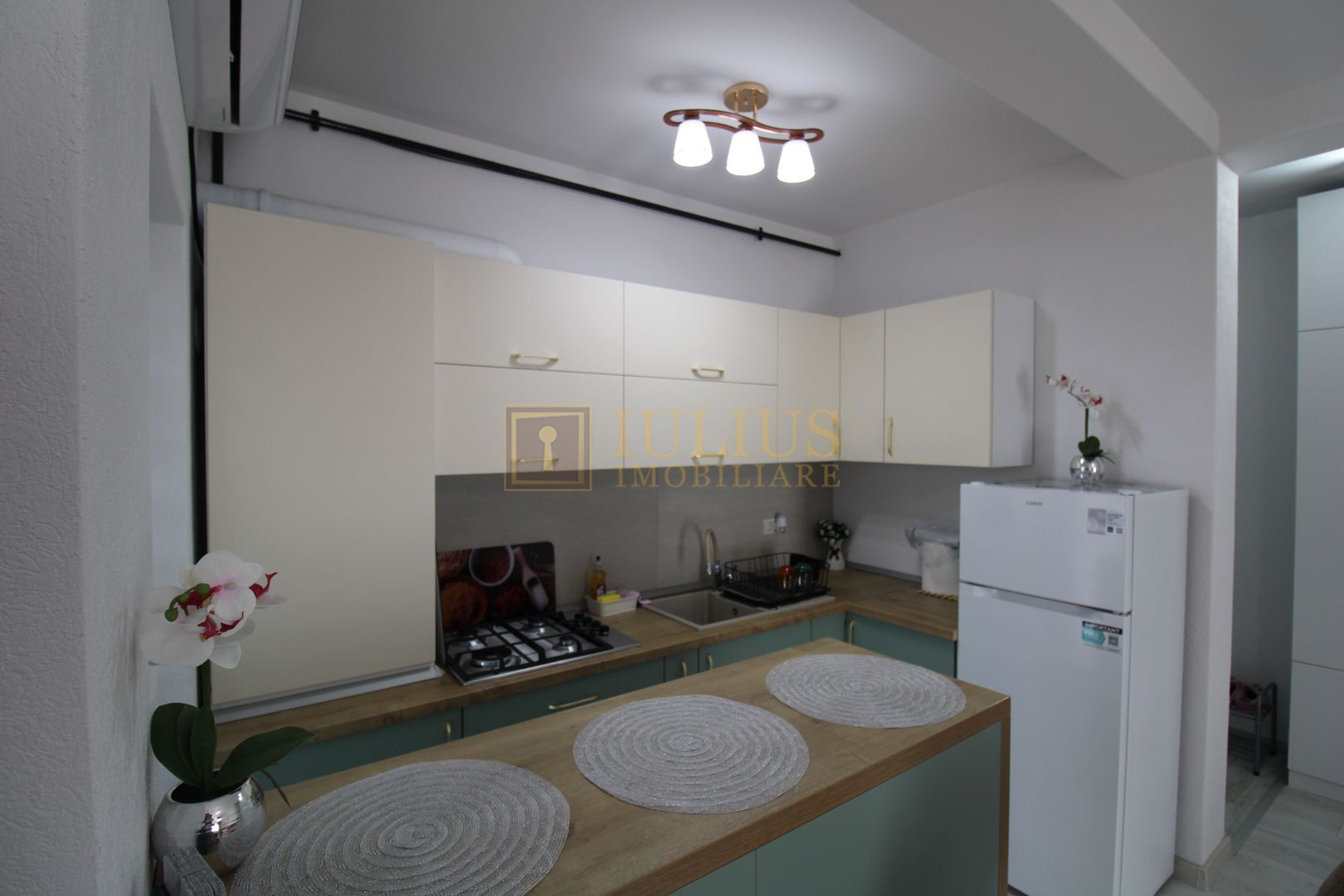 Apartament nou, o camera, centrala proprie - Poză 1