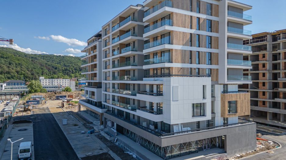 Apartament Decomandat | 53 mp utili + 10 mp balcon | Sala Polivalentă - Poză 1